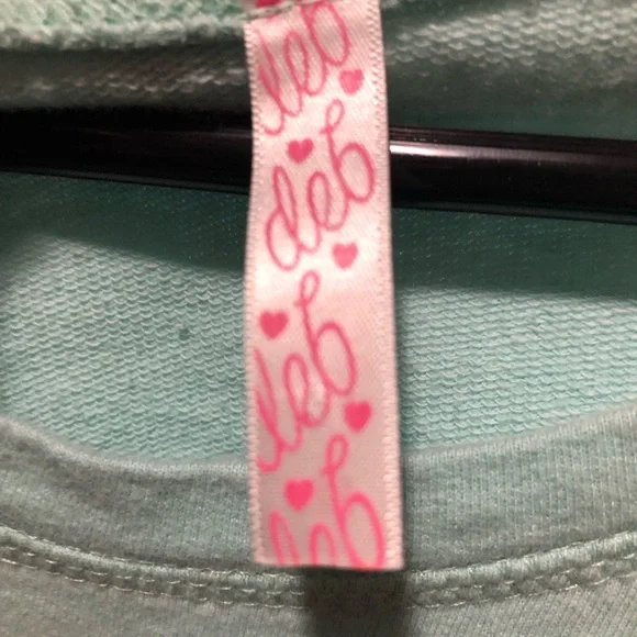 DEB Women size XL 23 stretches to 24 pit to pit. Green longsleeve - Picture 3 of 5